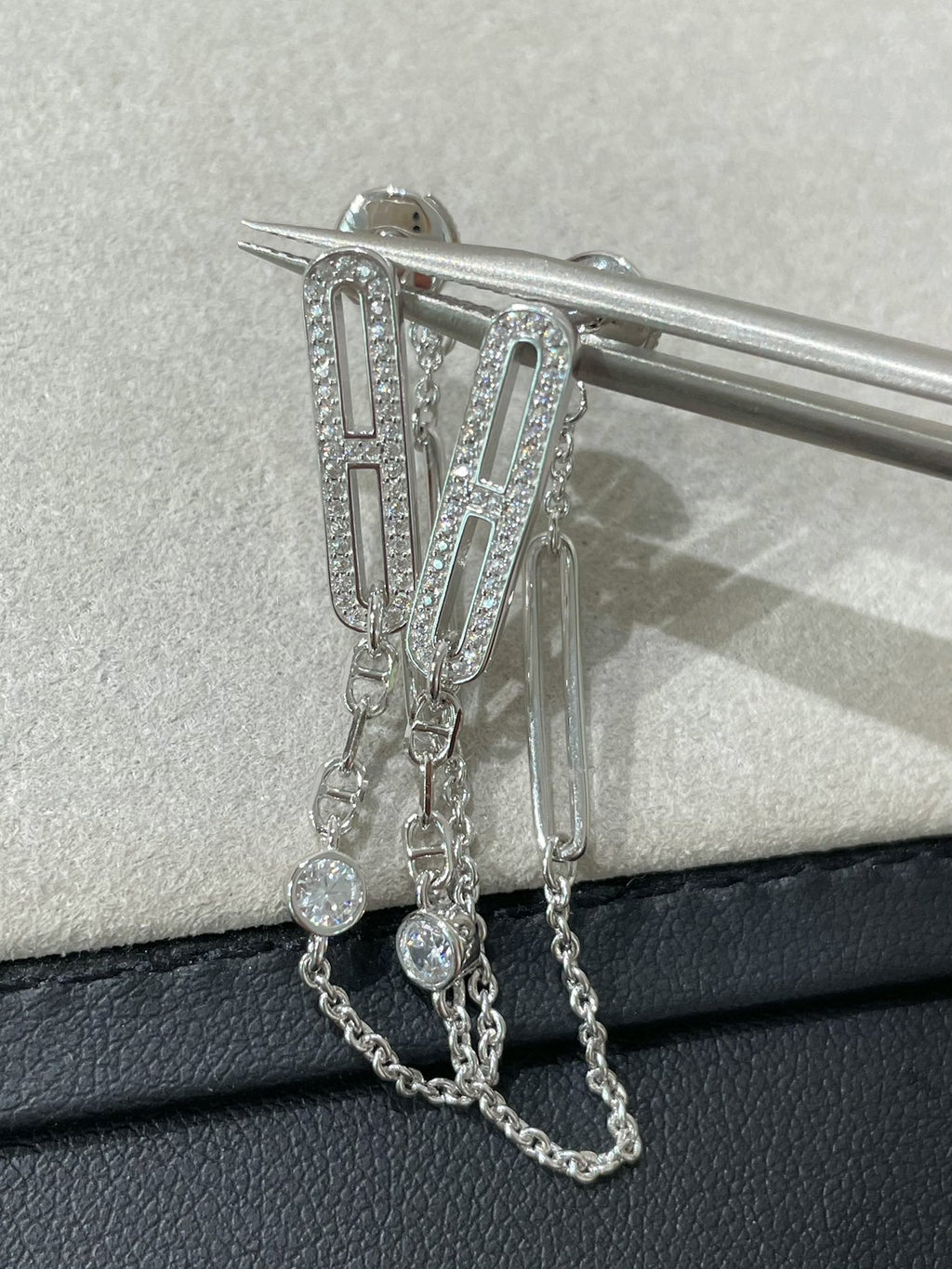 [Plus&Max]CHAINE CHAOS DIAMOND DROP EARRINGS