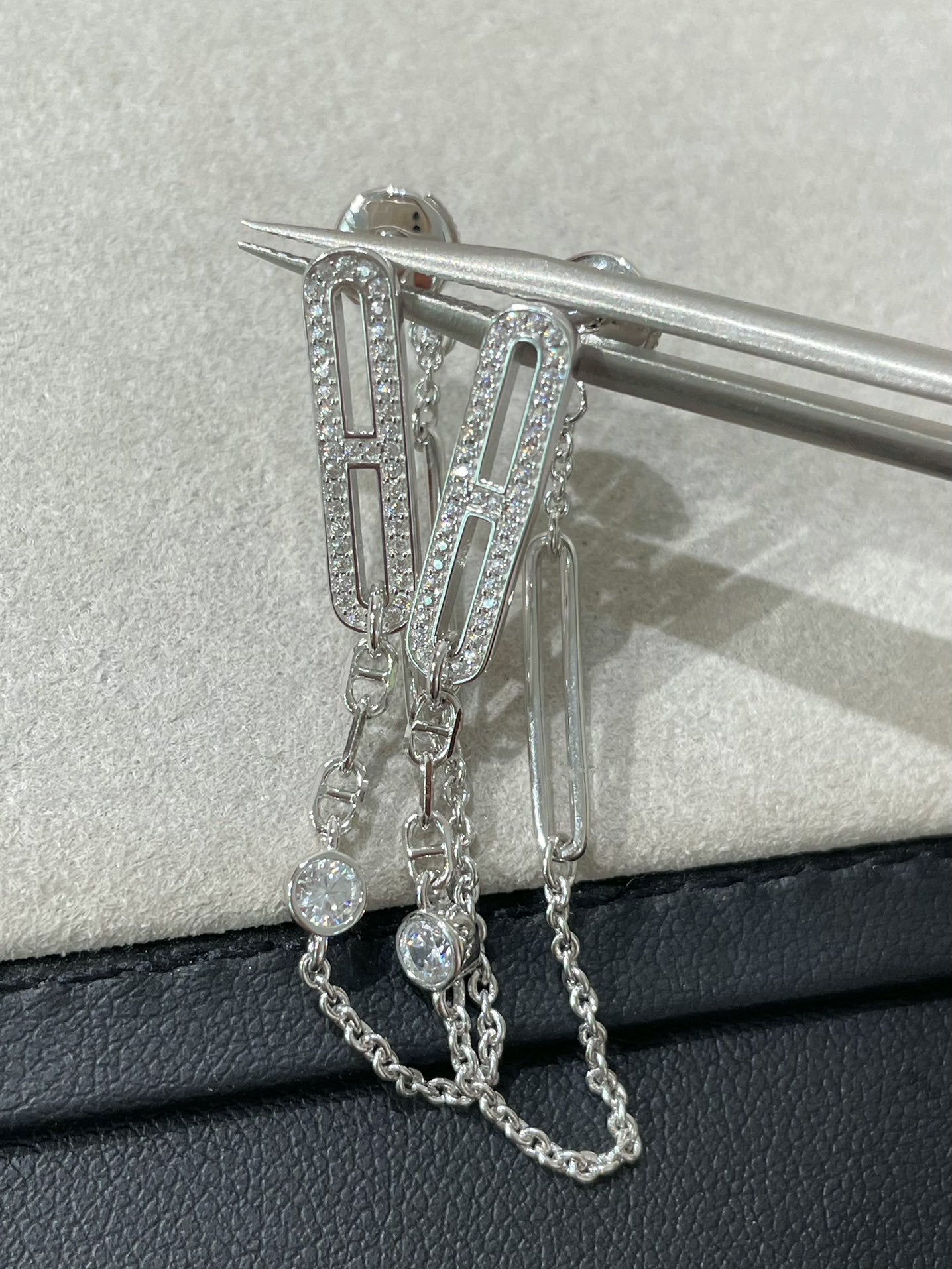 [Max Jewelry ]CHAINE CHAOS DIAMOND DROP EARRINGS