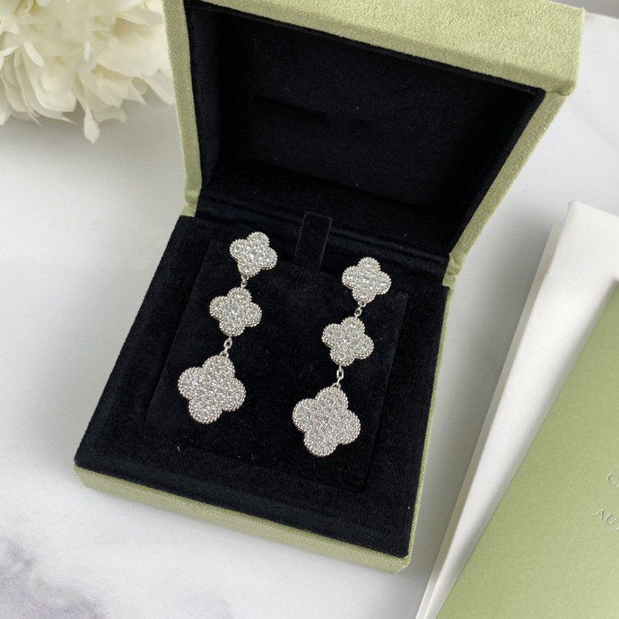 [Max Jewelry ]CLOVER 3 MOTIF DIAMOND SILVER DROP EARRINGS
