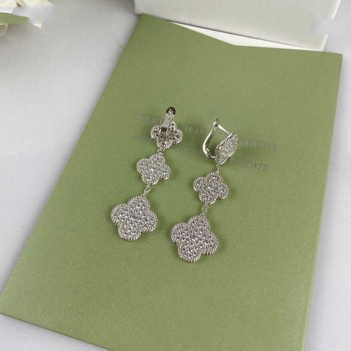 [Max Jewelry ]CLOVER 3 MOTIF DIAMOND SILVER DROP EARRINGS