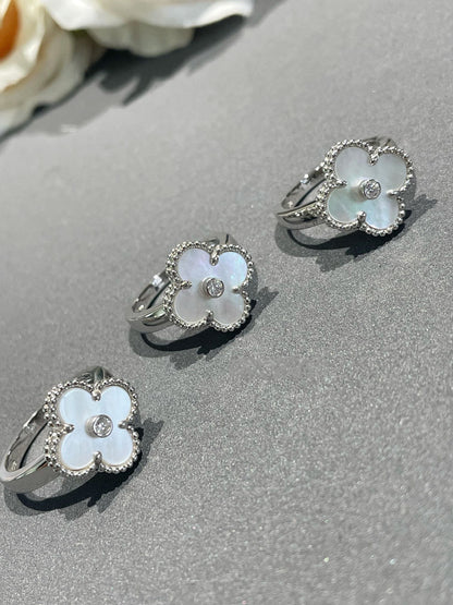 [Max Jewelry ]CLOVER SILVER MOP DIAMOND RING