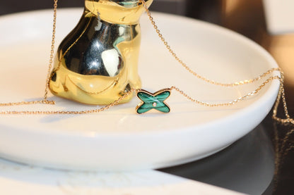 [Max Jewelry ]JEUX MALACHITE 1 DIAMOND PINK GOLD NECKLACE