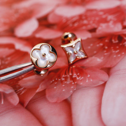 [Max Jewelry ]STAR AND SUN PINK GOLD MOP STUD EARRINGS