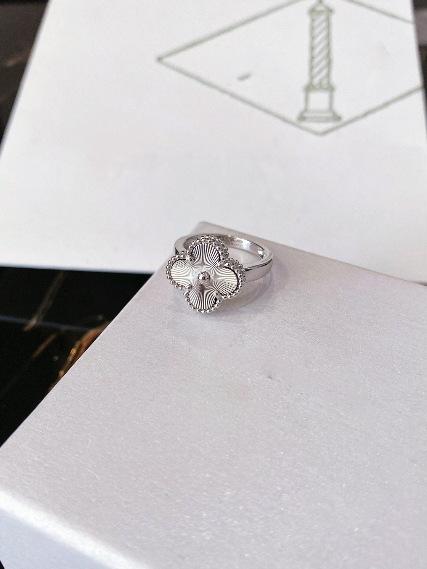 [Max Jewelry ]CLOVER SILVER RING