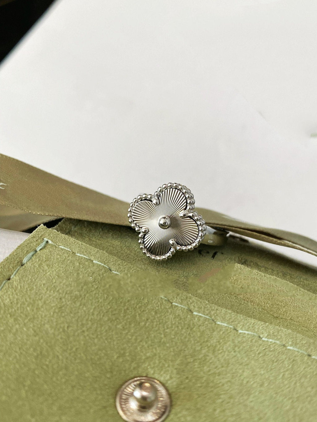 [Plus&Max]CLOVER SILVER RING
