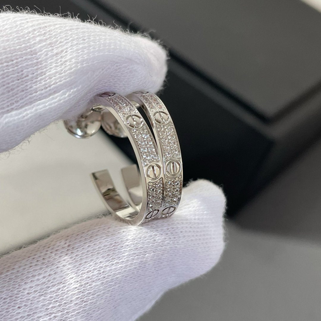[Max Jewelry ]LOVE DIAMOND SILVER HOOP EARRINGS