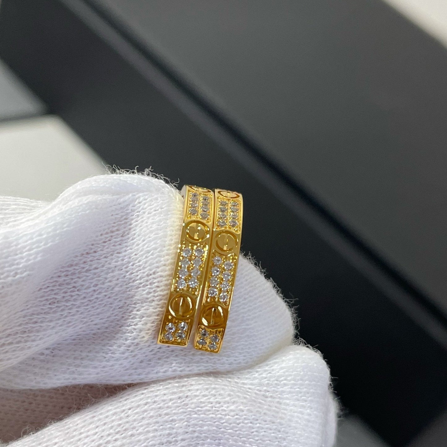 [Max Jewelry ]LOVE DIAMOND GOLD HOOP EARRINGS