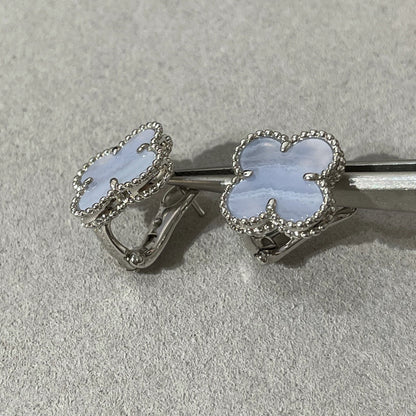 [Max Jewelry ]CLOVER CHALCEDONY SILVER STUD EARRINGS