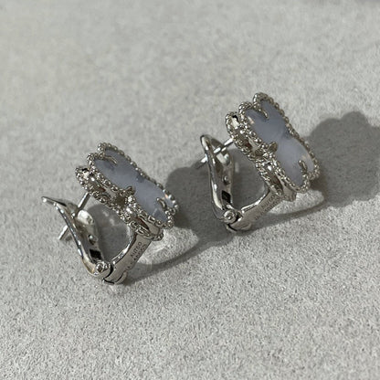 [Max Jewelry ]CLOVER CHALCEDONY SILVER STUD EARRINGS