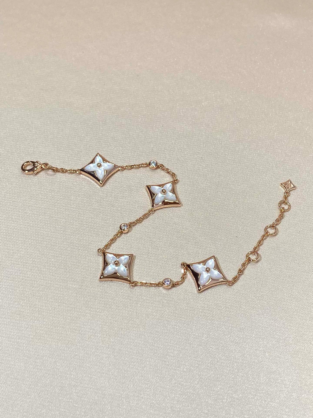 [Plus&Max]STAR 4 MOTIF MOP DIAMOND PINK GOLD BRACELET