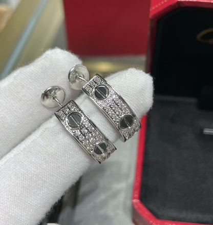 [Max Jewelry ]LOVE CERAMIC DIAMOND PAVED SILVER EARRINGS