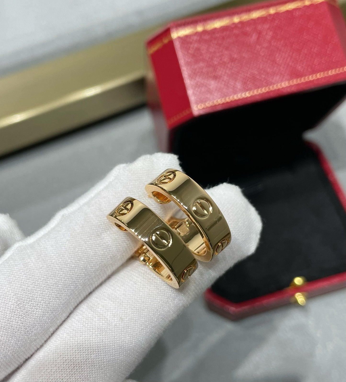 [Max Jewelry ]LOVE 5.5MM EARRINGS