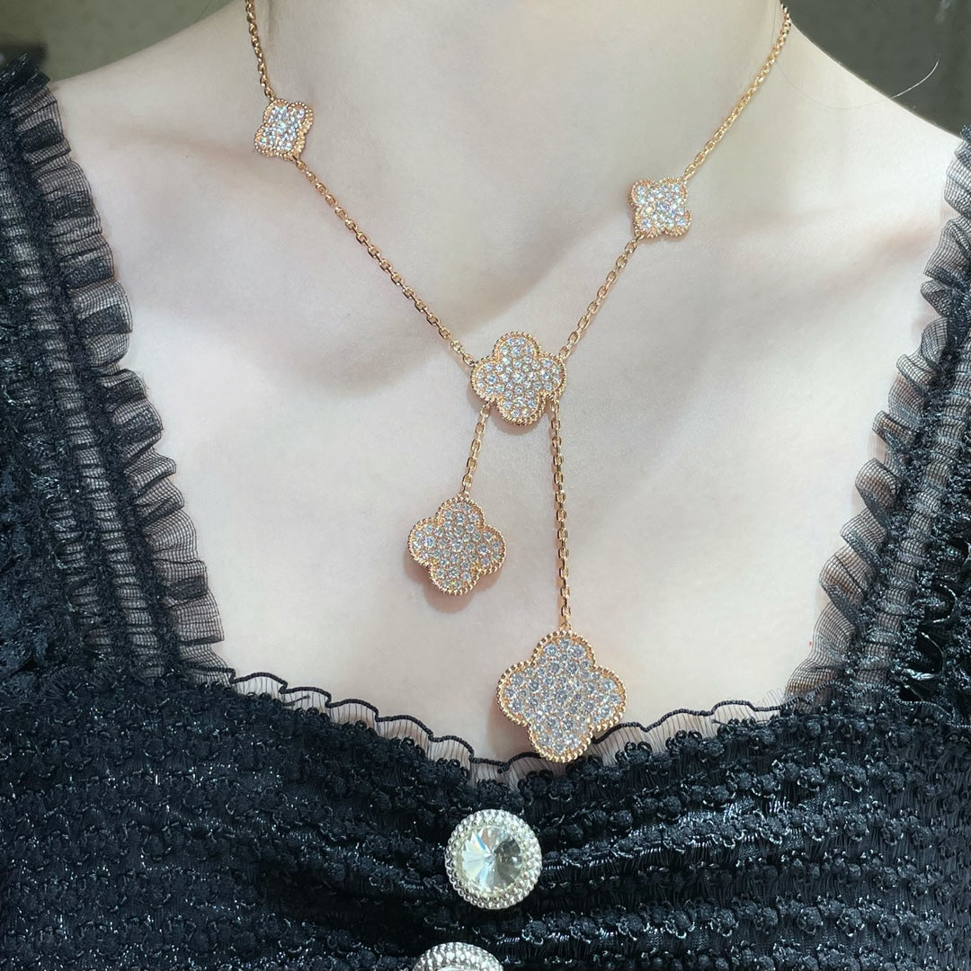 [Max Jewelry ]CLOVER 6 MOTIF DIAMOND PAVED NECKLACE