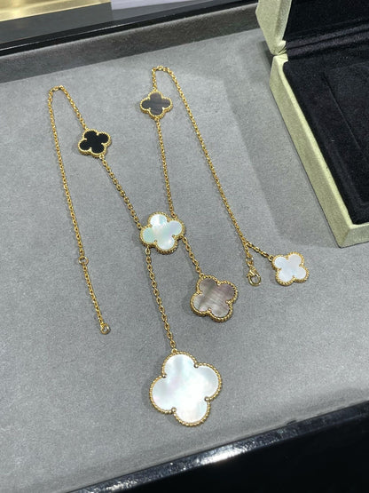 [Max Jewelry ]CLOVER 6 MOTIF MOP ONYX GOLD NECKLACE