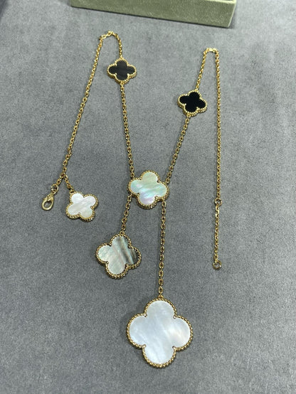 [Max Jewelry ]CLOVER 6 MOTIF MOP ONYX GOLD NECKLACE