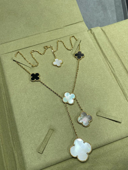 [Max Jewelry ]CLOVER 6 MOTIF MOP ONYX GOLD NECKLACE
