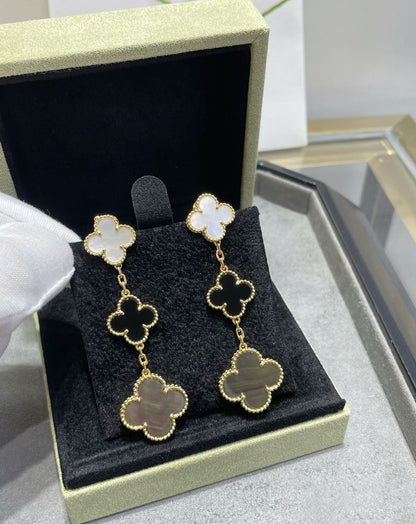[Max Jewelry ]CLOVER 3 MOTIF MOP ONYX DARK MOP PINK GOLD EARRINGS