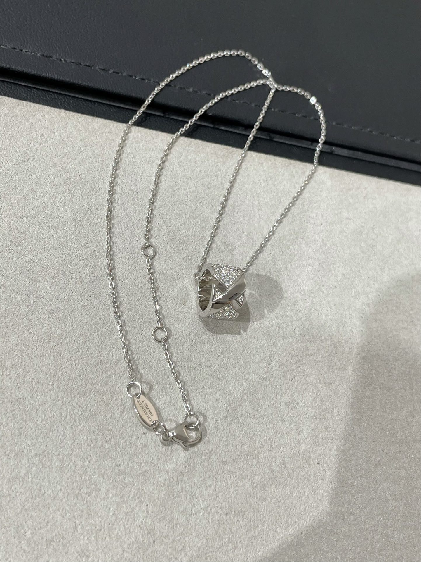 [Max Jewelry ]LIENS EVIDENCE DIAMOND PAVED NECKLACE