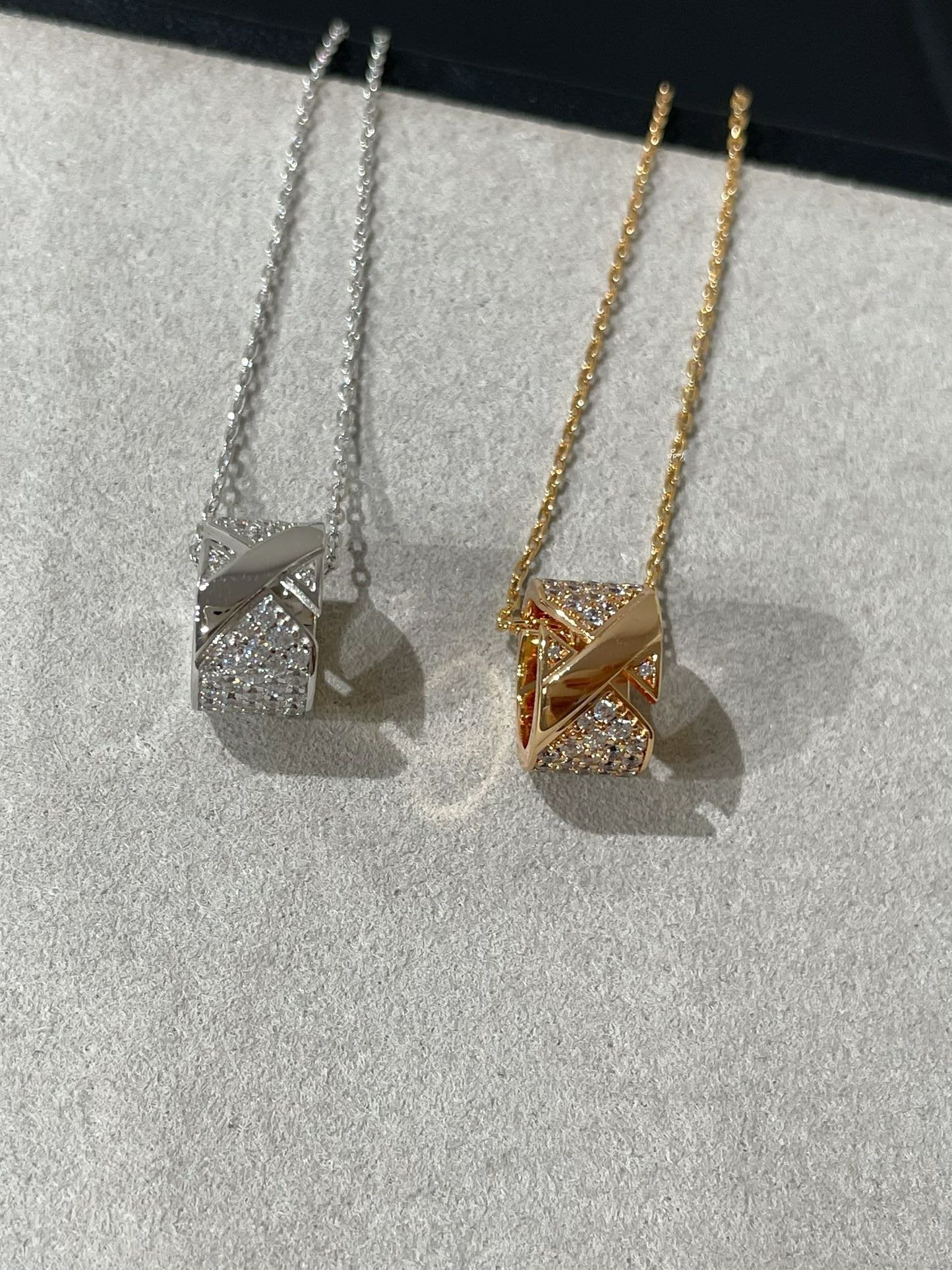 [Max Jewelry ]LIENS EVIDENCE DIAMOND PAVED NECKLACE
