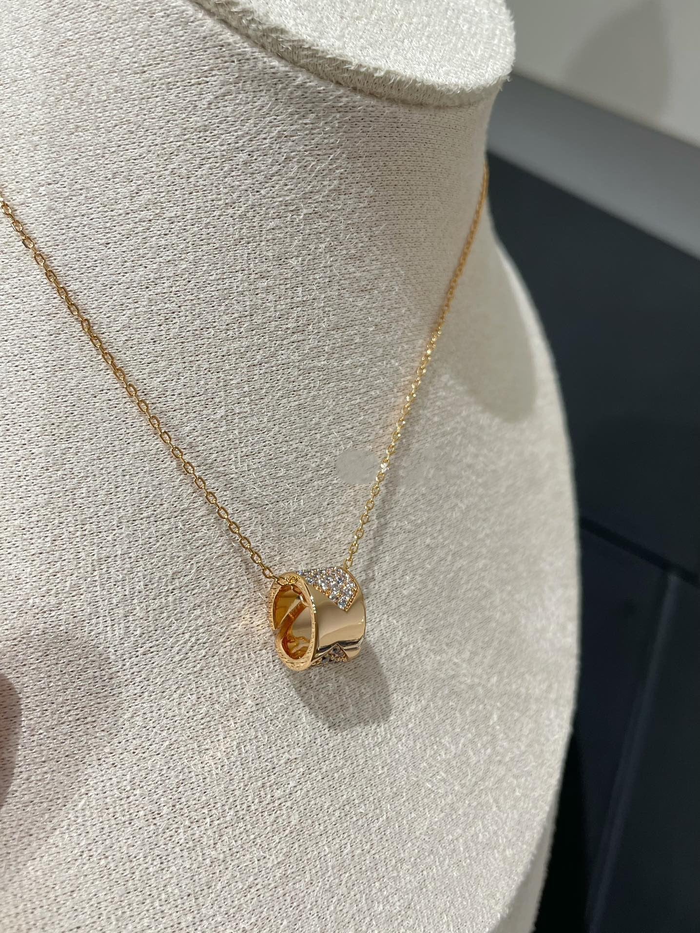 [Max Jewelry ]LIENS EVIDENCE DIAMOND PAVED NECKLACE