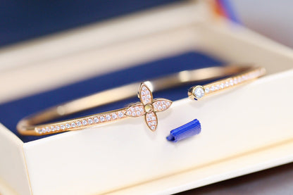 [Max Jewelry ]IDYLLE PINK GOLD OPEN BRACELET DIAMOND PAVED