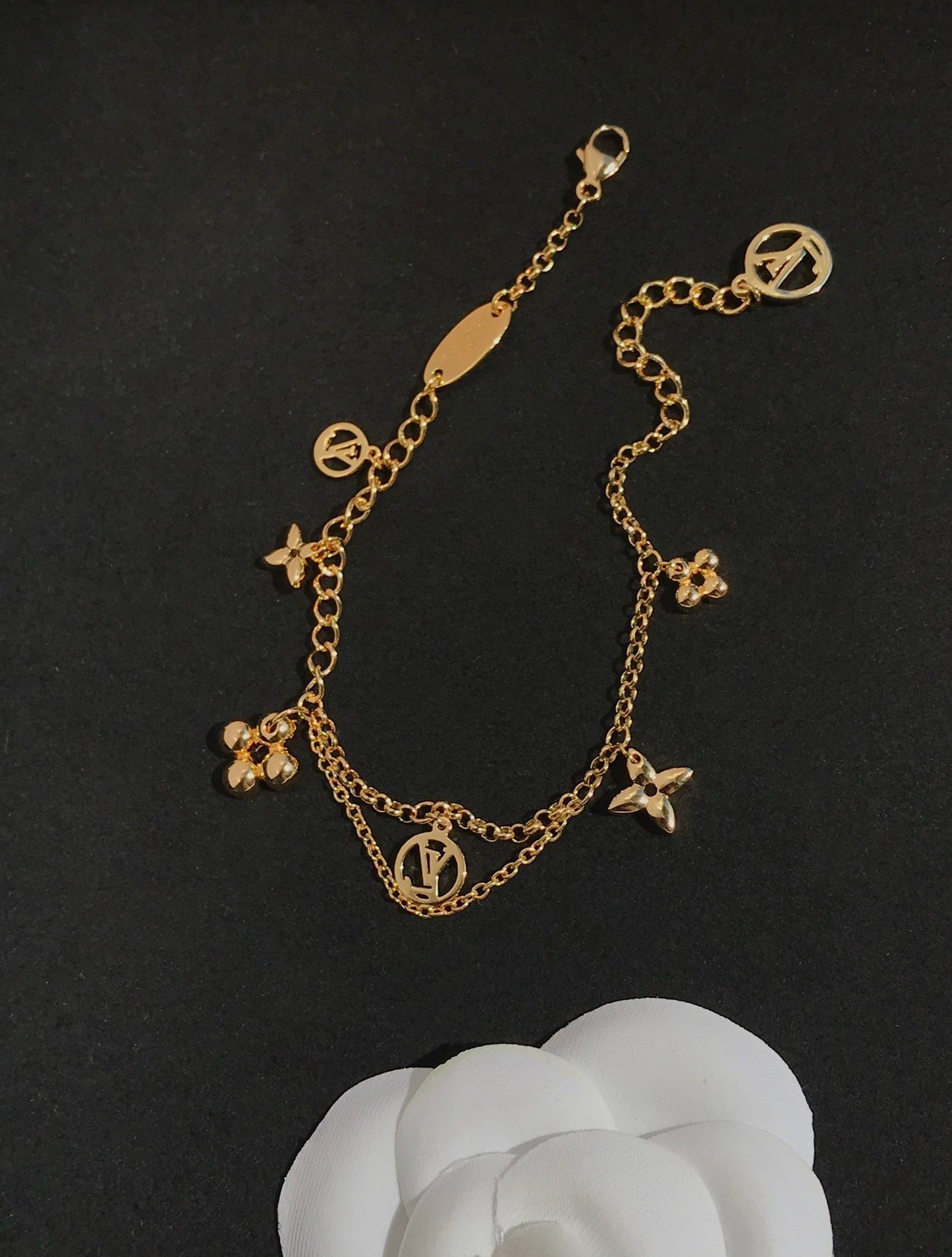 [Max Jewelry ]BLOOMING PINK GOLD MOP BRACELET