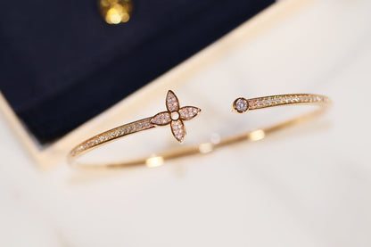 [Max Jewelry ]IDYLLE GOLD OPEN BRACELET DIAMOND PAVED