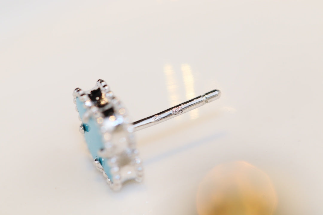[Max Jewelry ]CLOVER MINI TURQUOISE SILVER STUD EARRINGS