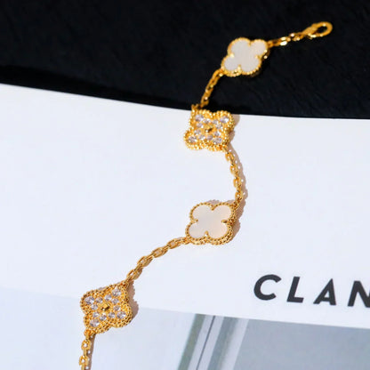 [Max Jewelry ]CLOVER WHITE PEARL MOP 5 MOTIF BRACELET COLLECTION