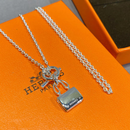 [Max Jewelry ]CONSTANCE PEDANT SILVER NECKLACE