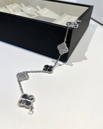 [Max Jewelry ] CLOVER 5 MOTIF LASER BRACELET COLLECTION