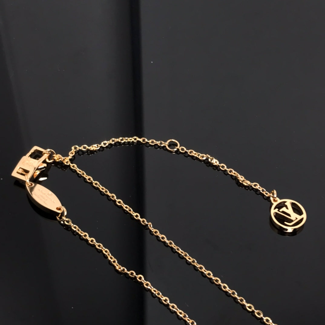 [Max Jewelry ]COLOR BLOSSOM PINK MOP SUN GOLD NECKLACE