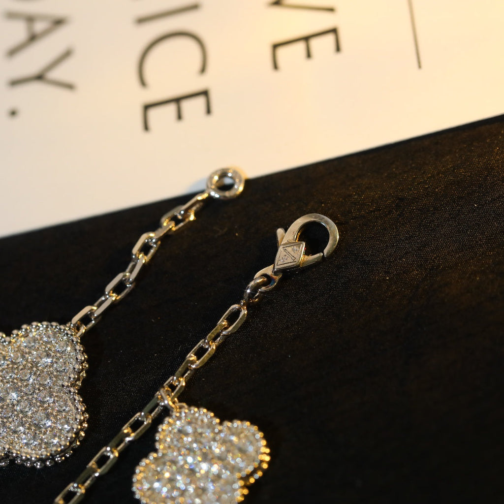 [Plus&Max]CLOVER BRACELET 5 MOTIF SILVER DIAMOND PAVED