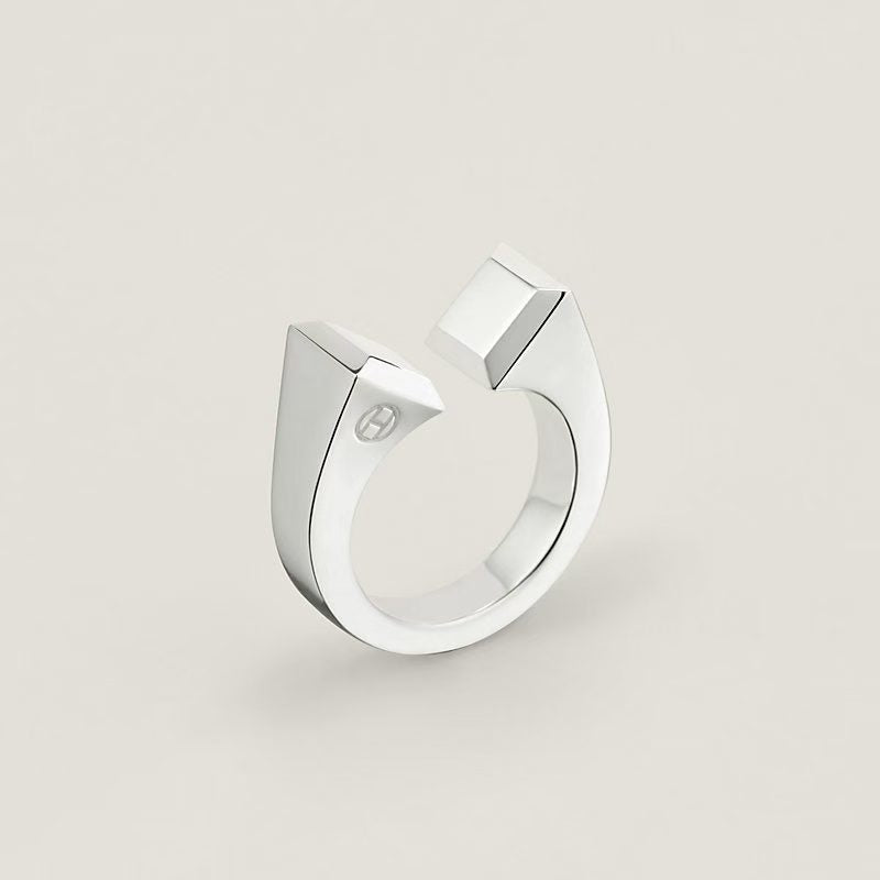 [Max Jewelry]THE CONE RIVET RING IS OPEN AND ONE SIZE FITS ALL
