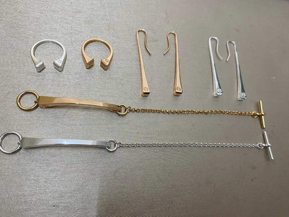 [Max Jewelry]THE CONE RIVET RING IS OPEN AND ONE SIZE FITS ALL