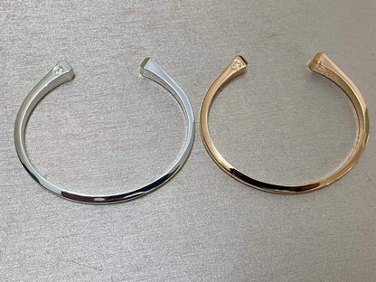 [Max Jewelry]CLOU DE FORGE SQUARE CONE STUDS OPEN CUFF ONE SIZE