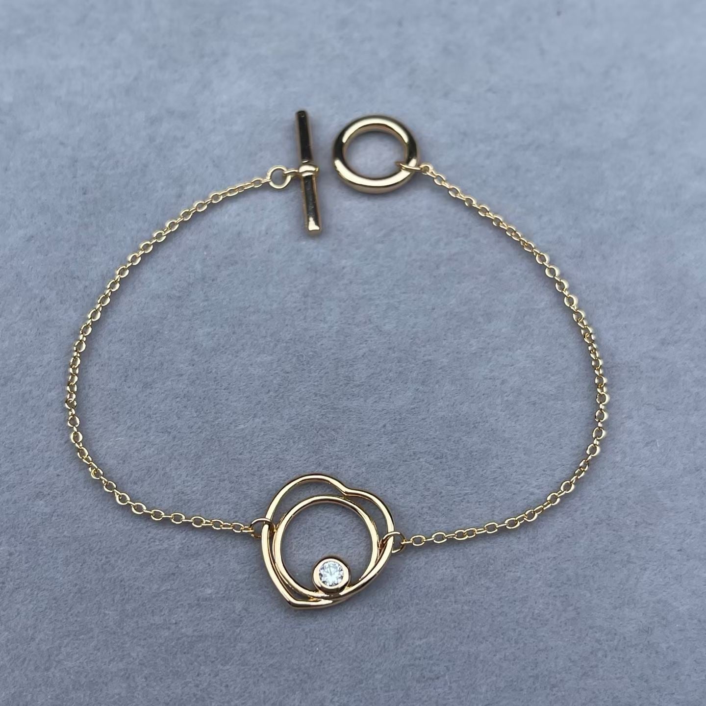 [Max Jewelry]HOLLOW HEART SINGLE DIAMOND BRACELET