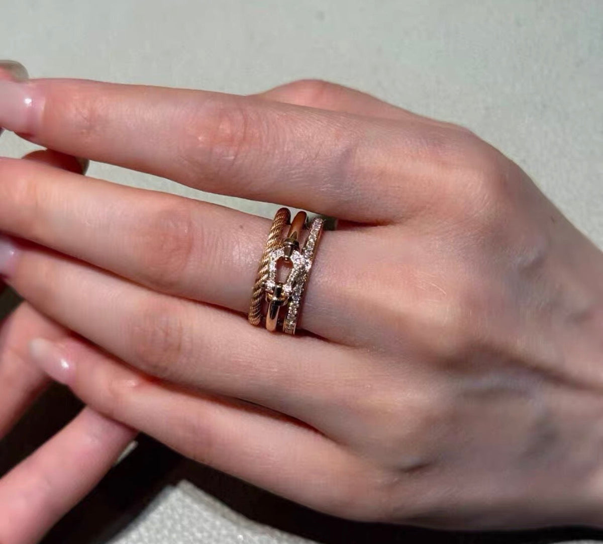 [Plus&Max]FORCE 10 RISE SERIES LARGE-SIZED 18K GOLD HALF-SET DIAMOND RING