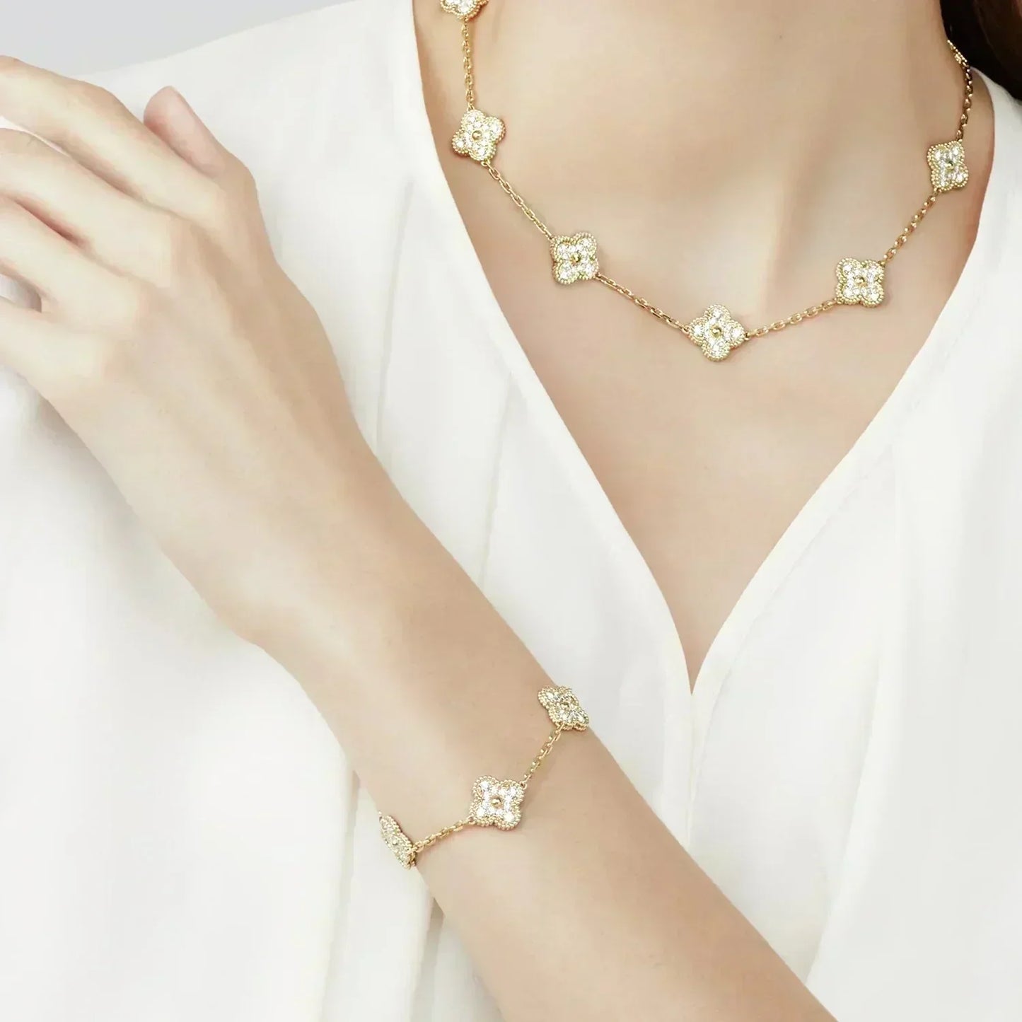 [Max Jewelry ] CLOVER 5 MOTIF FULL DIAMOND BRACELET COLLECTION