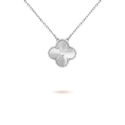 [Max Jewelry ]CLOVER  15MM DIAMOND LASER NECKLACE SILVER