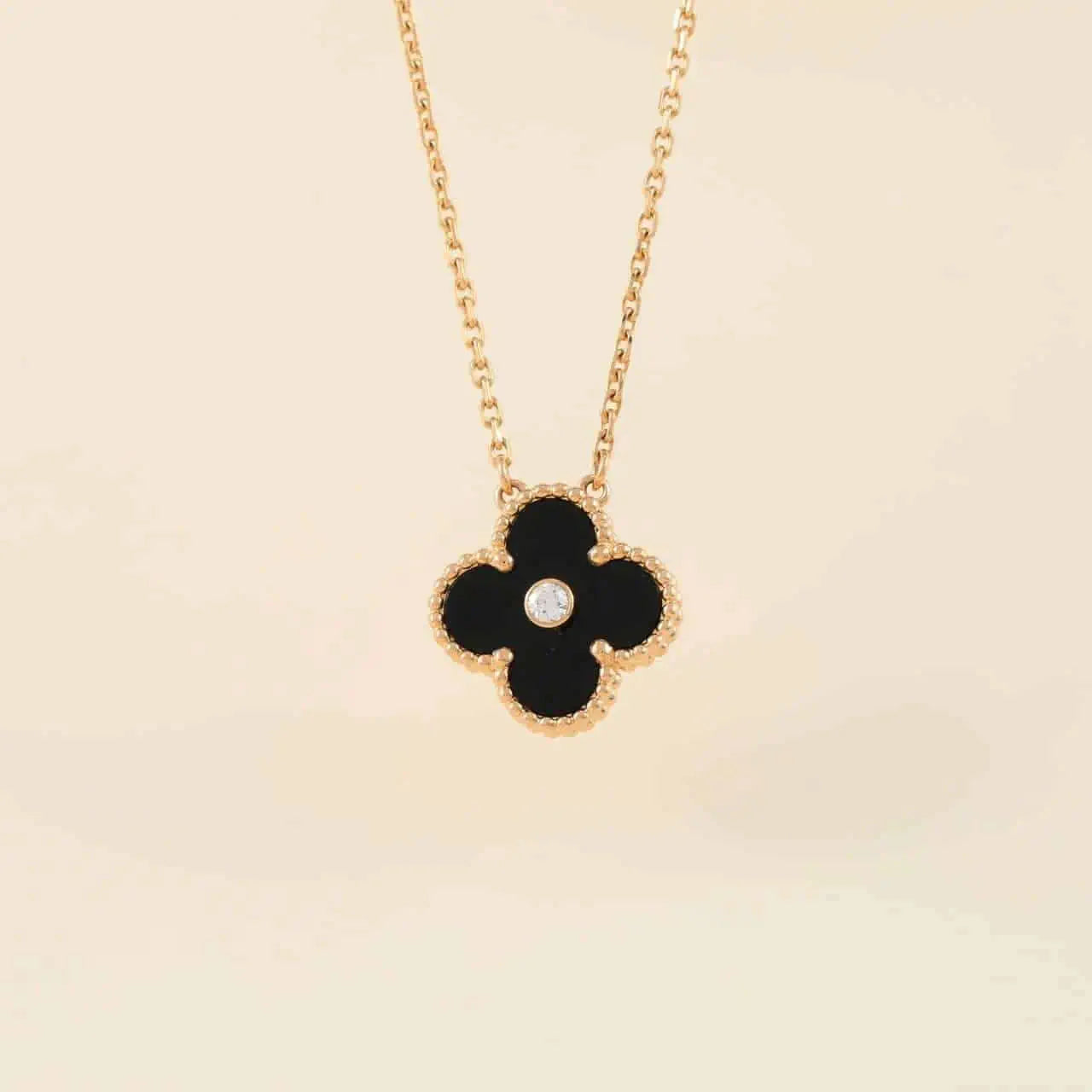 [Max Jewelry ]CLOVER 15MM DIAMOND ONYX NECKLACE