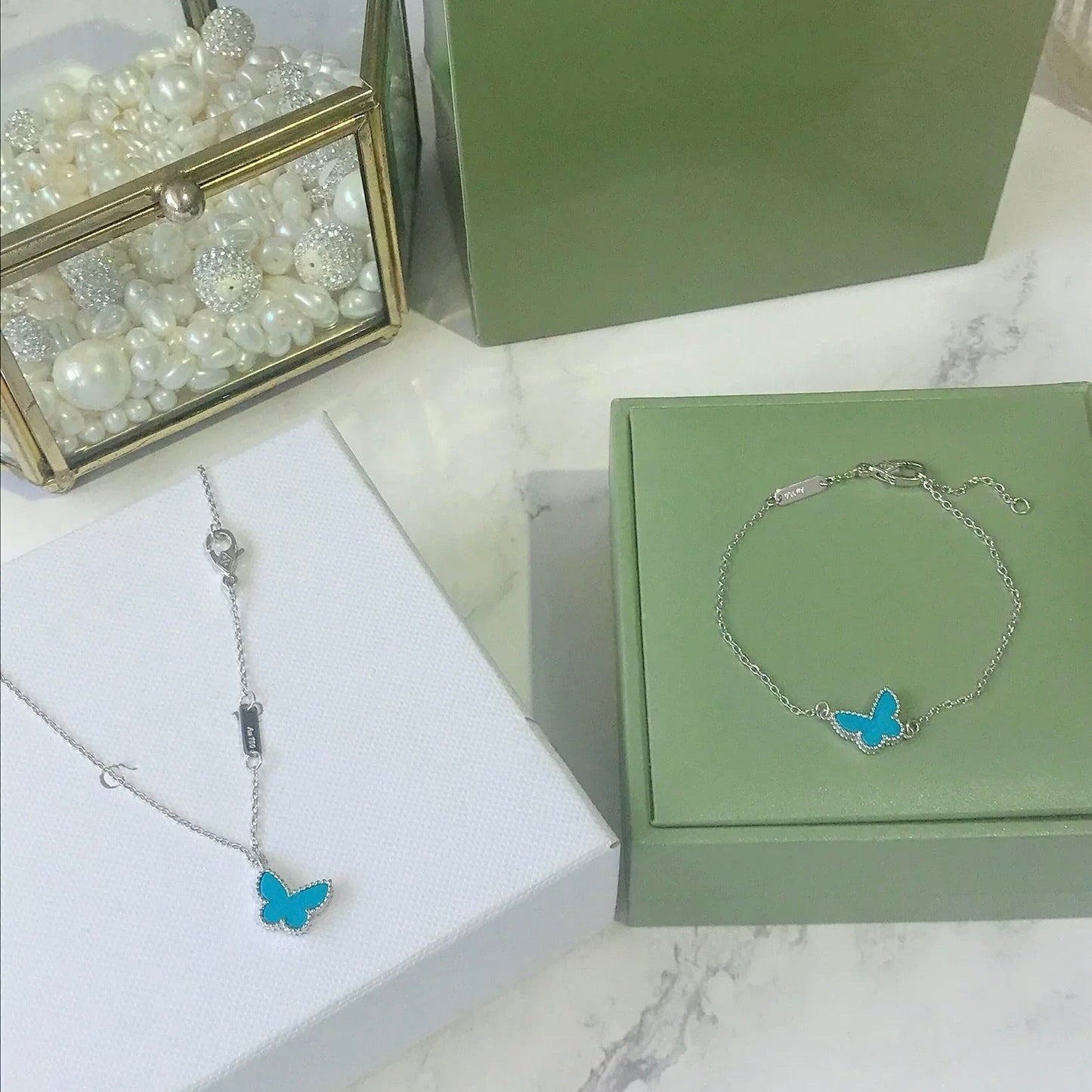 [Max Jewelry ]BUTTERFLY TURQUOISE BUTTERFLY BRACELET SILVER