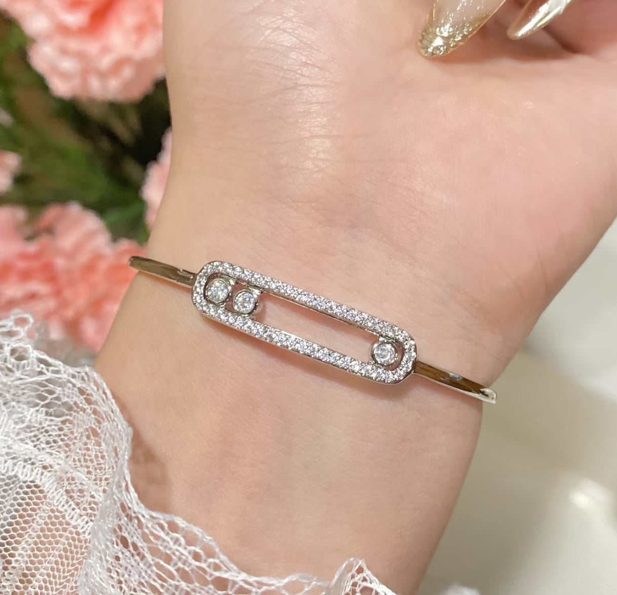 [Max Jewelry]Move Pavé Diamond Bangle Bracelet M