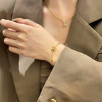 [Plus&Max]LOGO STAR MOTIF GOLD BRACELET