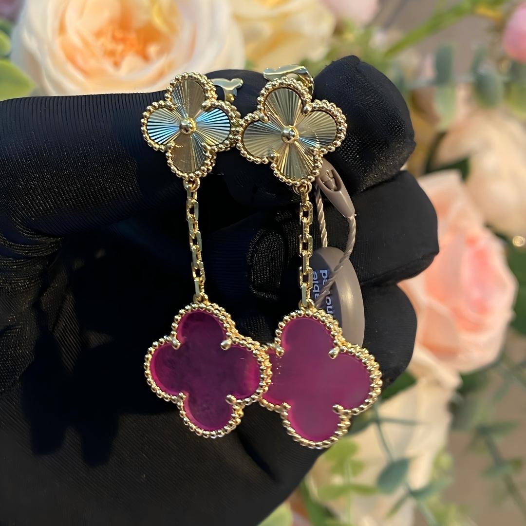 [Plus&Max]NEW CLOVER 2 MOTIF PINK ENAMEL EARRINGS