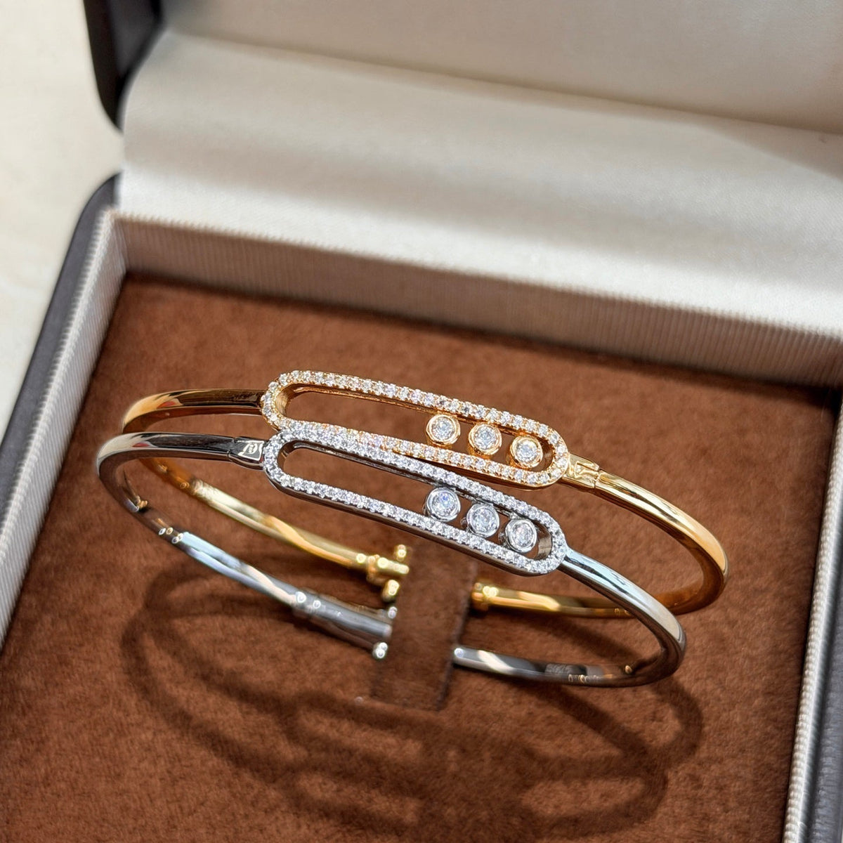 [Plus&Max]Move Pavé Diamond Bangle Bracelet M