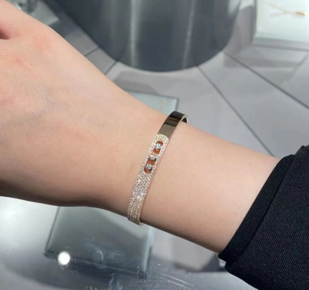 [Max Jewelry]Move Noa Rose Gold Pavé Diamond Bangle Bracelet