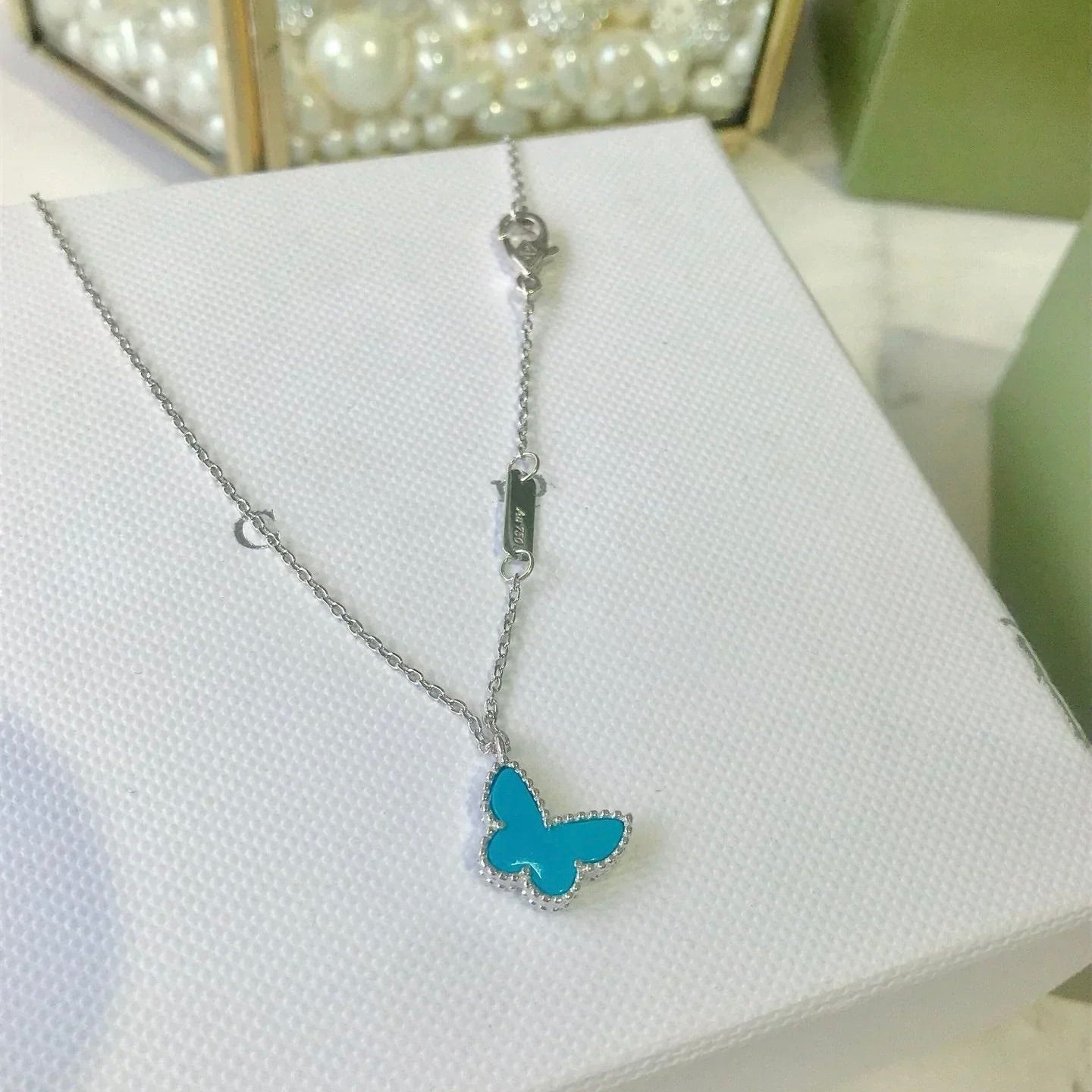 [Max Jewelry ]BUTTERFLY TURQUOISE BUTTERFLY BRACELET SILVER