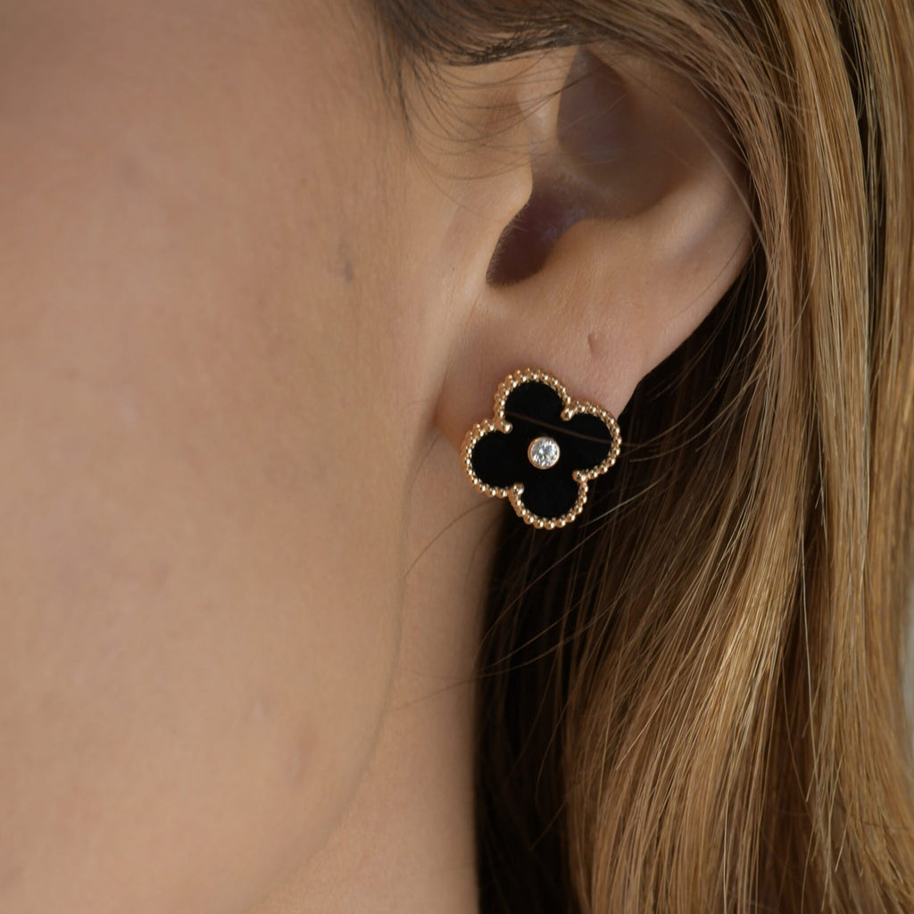 [Plus&Max]CLOVER MEDIUM 1 MOTIFS ONYX DIAMOND EARRINGS