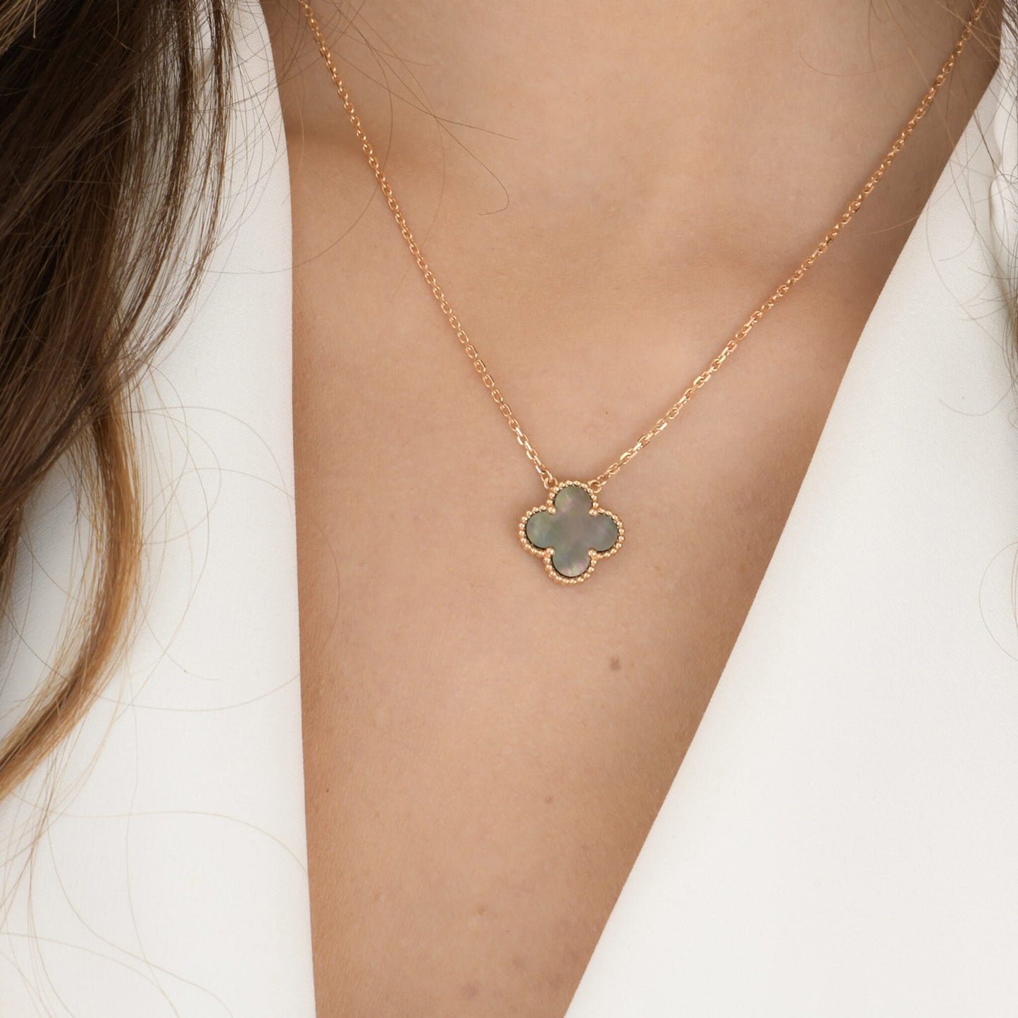 [Max Jewelry ]CLOVER 15MM  GRAY MOTHER OF PEARL NECKLACE
